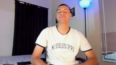 Snapshot of teamporn_18 chatting on 10.26.25 Danger online show from 10.26.25