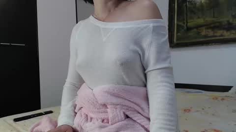 Snapshot of teasexpert4444 chatting on 02.14.25 ALICIA--- online show from 02.14.25