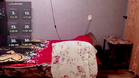 Nickie online show from 09.19.25