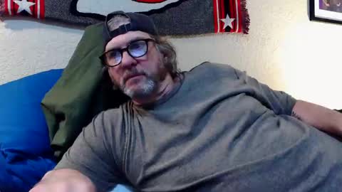 Snapshot of technosex14 chatting on 12.04.25 technosex14 online show from 12.04.25