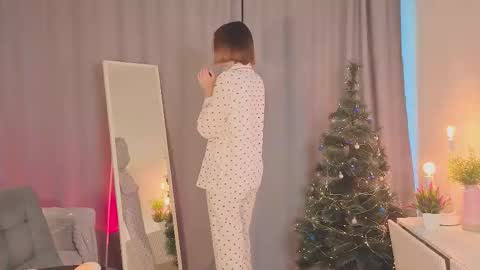 all me precious   online show from 12.16.25