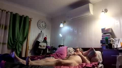 Theodore online show from 12.05.24