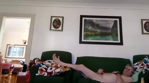 Theodore online show from 02.12.25