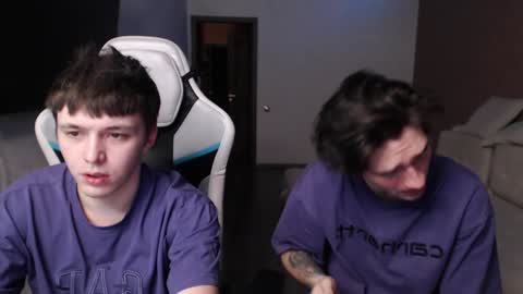 Snapshot of teddy_mode chatting on 01.24.25 Teddy online show from 01.24.25