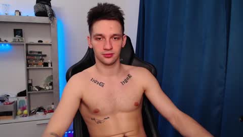 Snapshot of teddy_mode chatting on 01.31.25 Teddy online show from 01.31.25