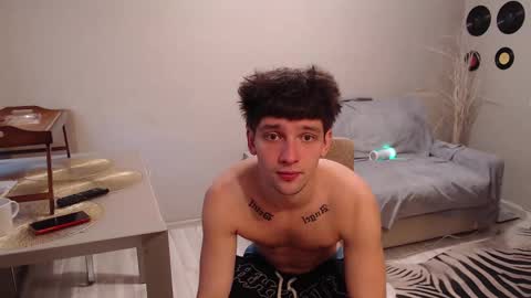 Snapshot of teddy_mode chatting on 09.11.25 Teddy online show from 09.11.25