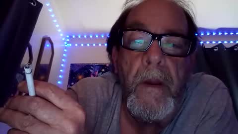 Snapshot of tedestep2 chatting on 03.25.26 tedestep2 online show from 03.25.26