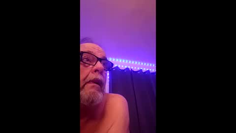 Snapshot of tedestep2 chatting on 04.12.26 tedestep2 online show from 04.12.26