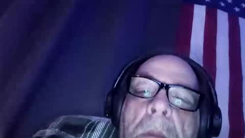 Snapshot of tedestep2 chatting on 04.14.26 tedestep2 online show from 04.14.26