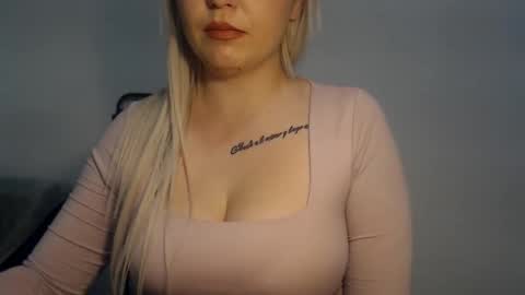 Teeyara  online show from 02.10.26