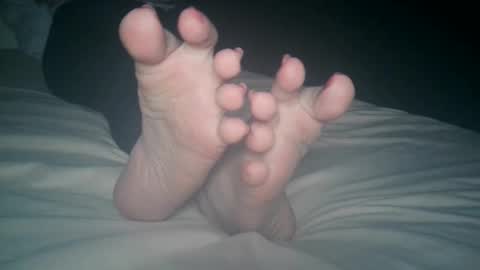 Viv West online show from 02.25.26