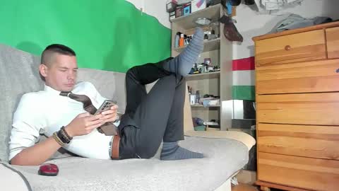 Virg Lszl online show from 10.04.25