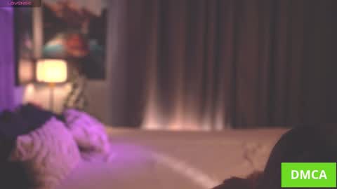 Snapshot of telladreamer_ chatting on 02.28.25 Tella online show from 02.28.25