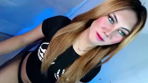 Snapshot of temptationoflust chatting on 03.11.25 Im Dianna DONT FORGET TO FOLLOW ME online show from 03.11.25