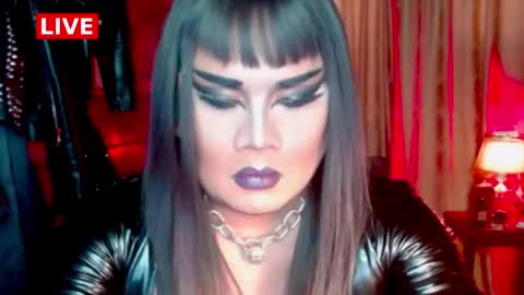 Snapshot of temptress_cocoxxx chatting on 04.25.26 Mistress Coco online show from 04.25.26