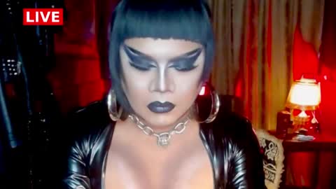 Snapshot of temptress_cocoxxx chatting on 04.28.26 Mistress Coco online show from 04.28.26