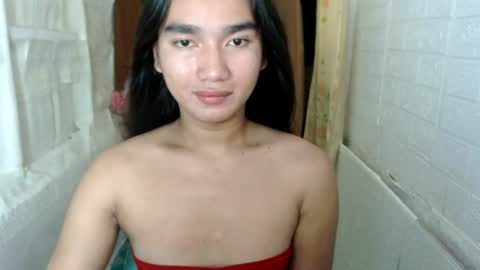 Snapshot of temtaionoflust chatting on 06.22.26 TransGoddessZhandria online show from 06.22.26