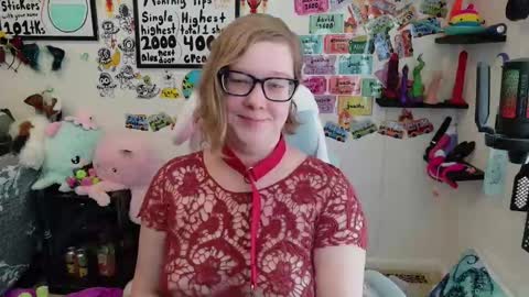 Pixie and Tentacle Overlord online show from 03.11.26