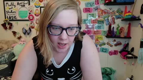 Pixie and Tentacle Overlord online show from 04.10.26