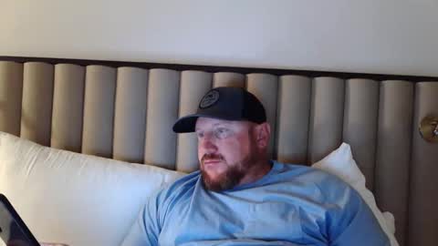 Snapshot of tenn239 chatting on 05.19.26 tenn239 online show from 05.19.26
