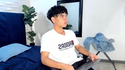 Teo Dantex online show from 01.05.26