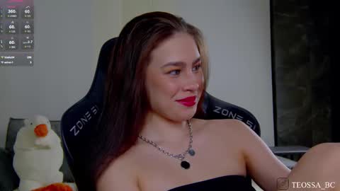 Ulya online show from 10.18.25