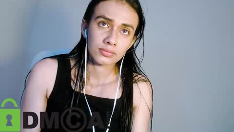 Snapshot of ter23m chatting on 02.05.25 Lisa online show from 02.05.25