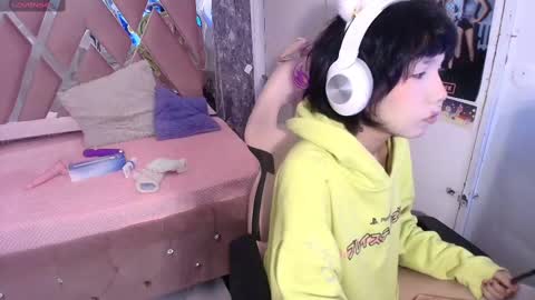 Terra Elowen online show from 10.02.25