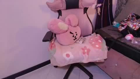 Terra Elowen online show from 01.08.26