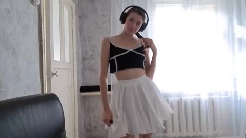 Anny Simpson online show from 10.02.25