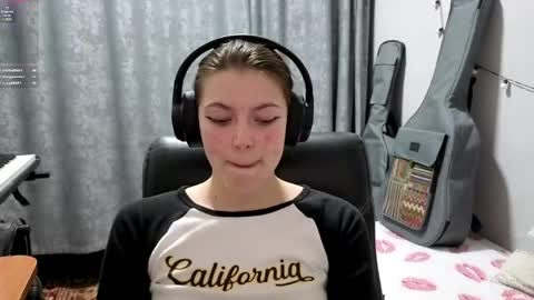 Anny Simpson online show from 04.16.26