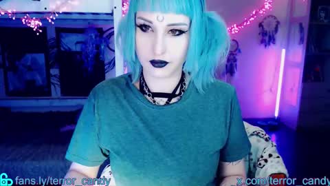 Snapshot of terror_candy chatting on 02.22.26 CRY BABY online show from 02.22.26