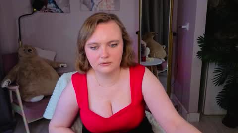 Snapshot of terryastra chatting on 11.22.25 Terry online show from 11.22.25