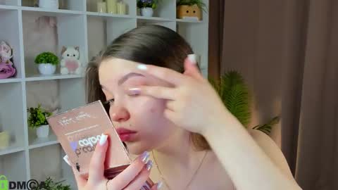 Tessa online show from 02.04.26