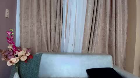 Snapshot of tessamonroee chatting on 02.02.26 Tessamonroee online show from 02.02.26