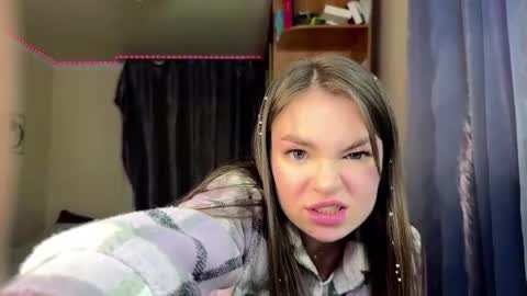 Tessa online show from 03.04.26