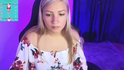 Snapshot of tessawhisnton chatting on 12.12.24 Tessy online show from 12.12.24