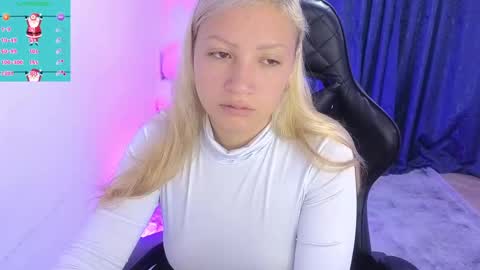 Snapshot of tessawhisnton chatting on 12.17.24 Tessy online show from 12.17.24