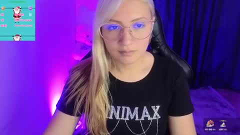 Snapshot of tessawhisnton chatting on 12.19.24 Tessy online show from 12.19.24