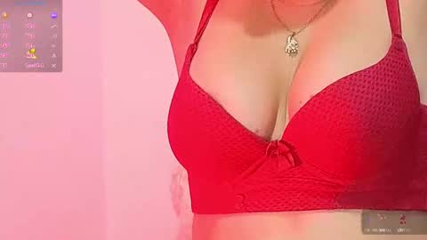 Snapshot of tessawhisnton chatting on 01.27.25 Tessy online show from 01.27.25