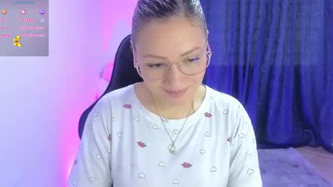 Snapshot of tessawhisnton chatting on 02.04.25 Tessy online show from 02.04.25