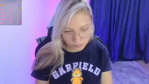 Snapshot of tessawhisnton chatting on 02.13.25 Tessy online show from 02.13.25