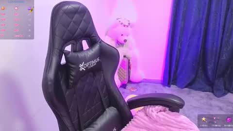 Snapshot of tessawhisnton chatting on 02.27.25 Tessy online show from 02.27.25