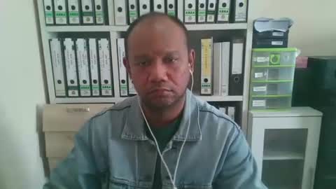 Snapshot of tested123 chatting on 04.09.26 yours online show from 04.09.26