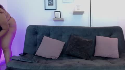 teylor_22cm online show from 12.01.24