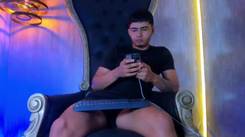 thaddeus king online show from 09.10.25