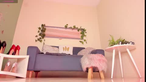 Thais online show from 02.04.25