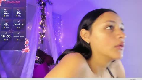 Snapshot of thalia_ecos chatting on 05.15.26 thalia_ecos online show from 05.15.26