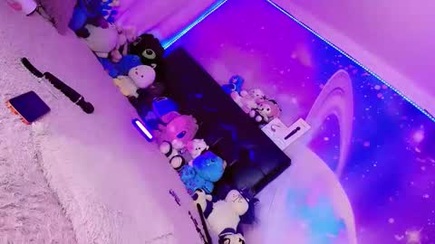 Thalia Girl online show from 03.16.26