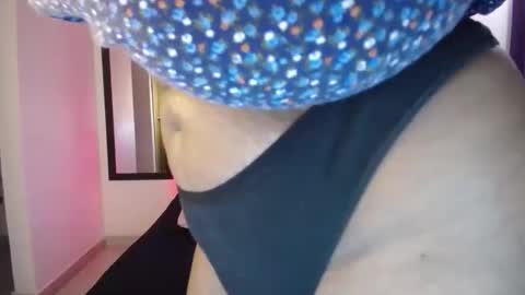 Thalia online show from 10.29.25